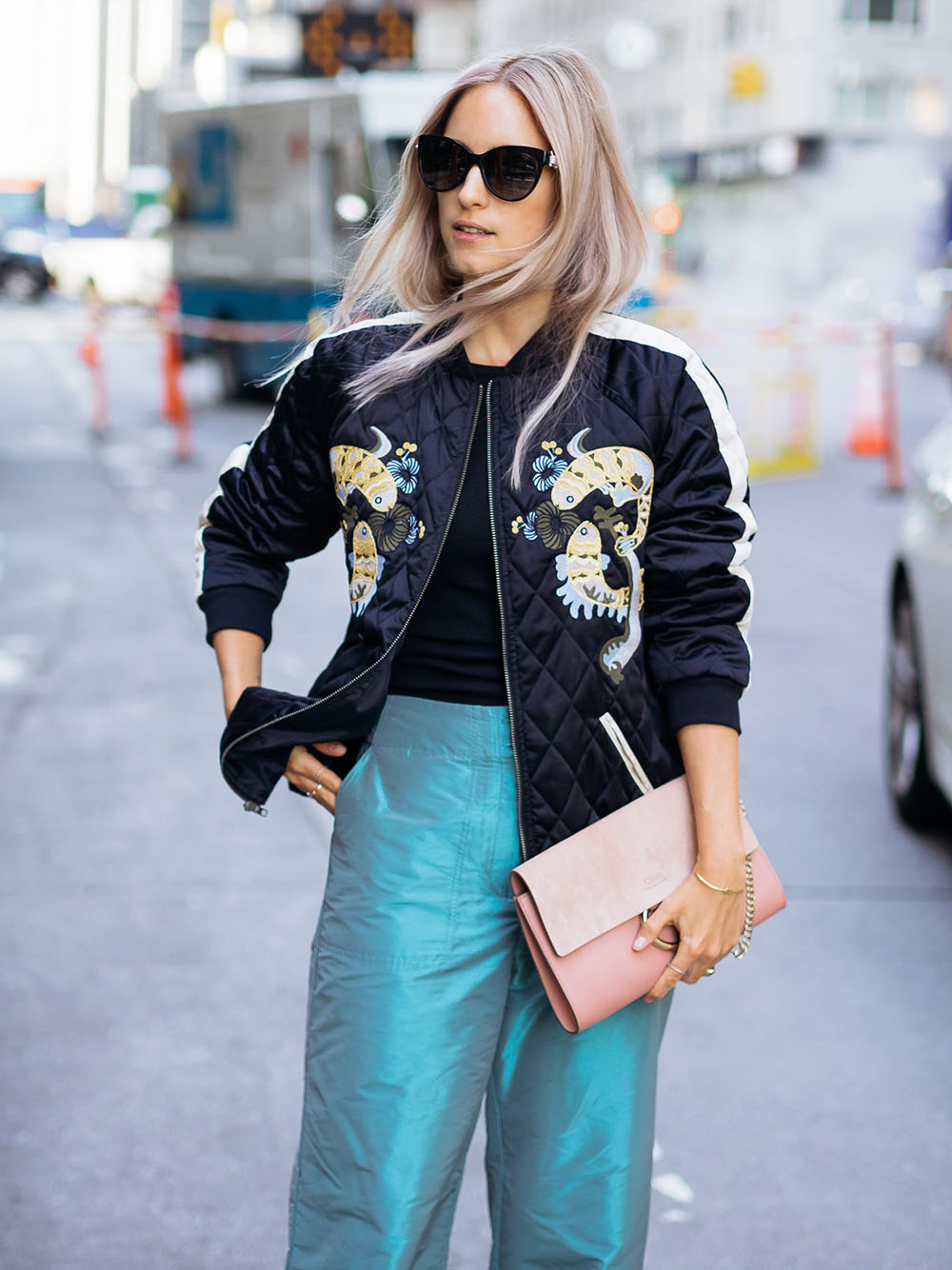 Charlotte_thefashionguitar_Streetstyle_Shoot_Fashion_Blogger_Chloe_Chanel_by_Marinke_Davelaar-0995