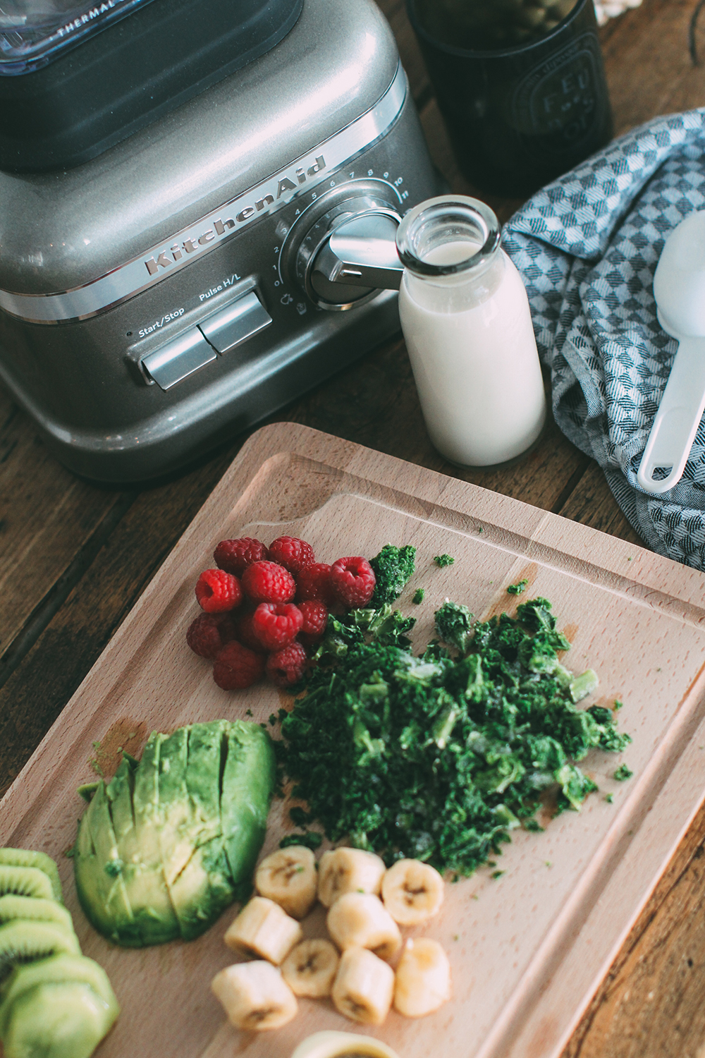 Detox green smoothie bowl Thefashionguitar Charlotte Groeneveld