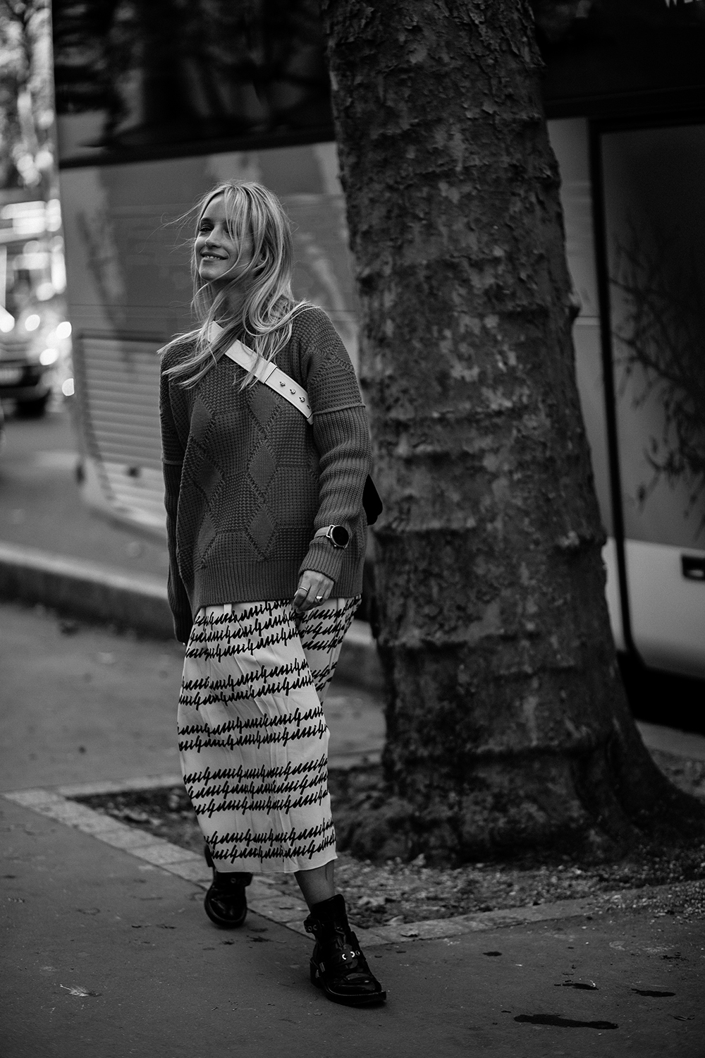 Charlotte Groeneveld from Thefashionguitar in Gucci pleated skirt and Balenciaga boots