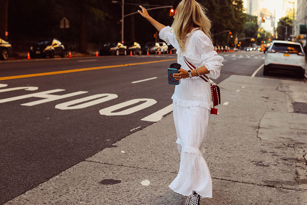 Summer-white Isabel Marant dress by Charlotte Groeneveld Thefashionguitar