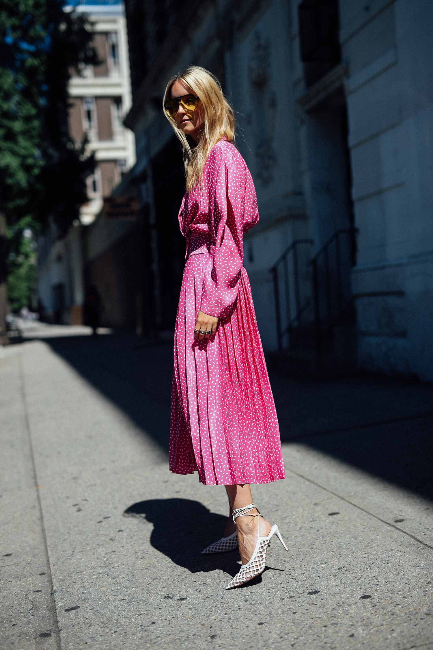 Pink dress with white heels best sale